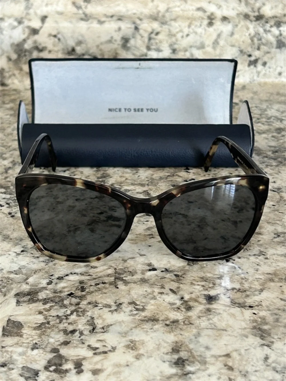 Warby Parker RheaTortoise Full Rim Eyeglasses Rectangular Cat Eye w Hard Case - Picture 3 of 16